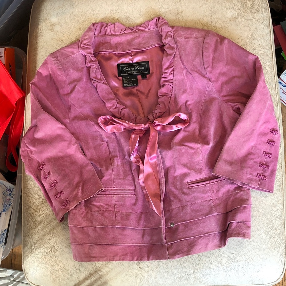 Terry Lewis Classic Luxuries small pink leather jacket